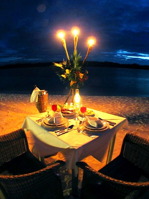 Romantic Outdoor Dinners